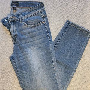 Judy Blue Relaxed fit jean Size 9/29